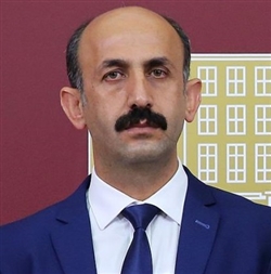 Nihat Akdoğan