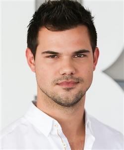 Taylor Lautner