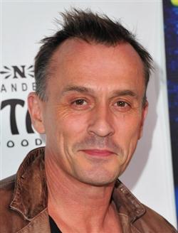 Robert Knepper