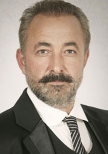 Mehmet Aslantuğ